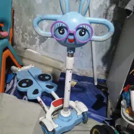 SKUTER ANAK MODEL GUNTING ESOTIC
