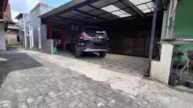 RUMAH MURAH TANAH LUAS DEKAT TUGU  JOGJA DI BAYURADEN