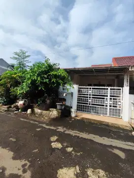 Rumah Siap Huni Strategis dkt dgn Sklh Penabur Di sektor 1C Gd Serpong