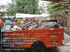 Jasa buang puing dan buang sampah