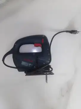 Mesin gergaji Bosch GST65E