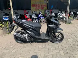 Vario new key les 2024. Km  11.000 an