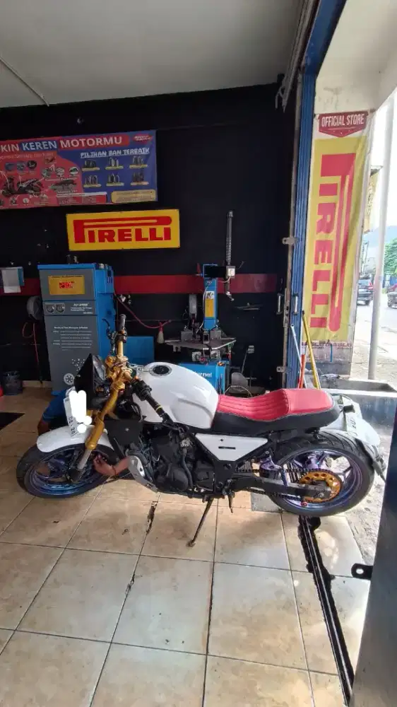 Dijual Motor Custom klasik Ninja 250 FI Scrambler, Boober/ Japstyle