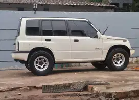VITARA 4X4 Tahun 1993