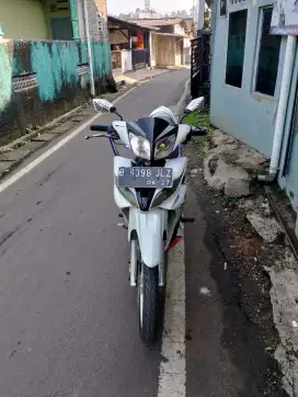 Yamaha Jupiter z 2012 pajak hidup Murmer bisa TT dan BT