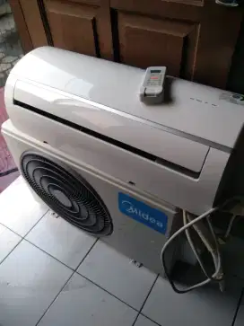 D jual sama pasang Terima dingin, ac midea 1/2 pk