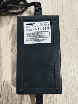 Samsung AC/DC adapter