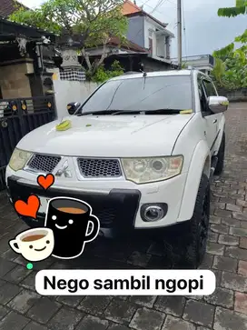 Dijual Pajero sport 2011