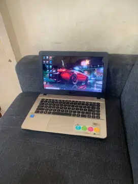 Laptop asus sdh ssd 256 gb kenceng