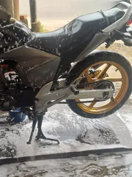 Cuci Motor & Poles