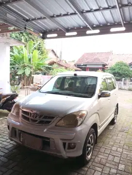 Toyota Avanza Tipe G M/T Tahun 2011