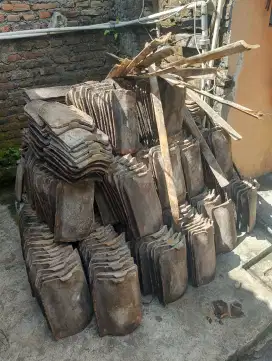 Genteng Kripik bekas