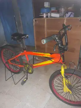 Sepeda BMX pasicif router