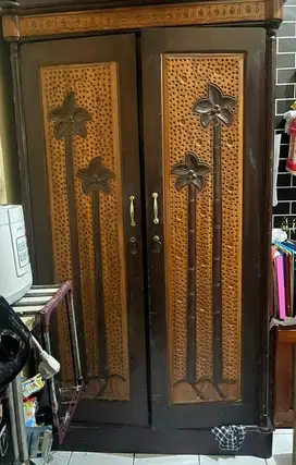 Lemari kayu jati 1,2x2m