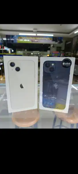iPhone 13 128gb garansi resmi tAm ibox BNIB greenpeel