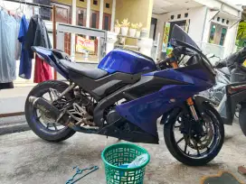 Yamaha r15 v3 th 2019 km rendah