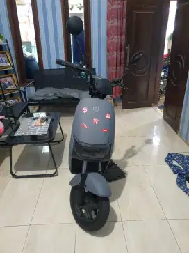 Sepeda Motor Listrik Saige