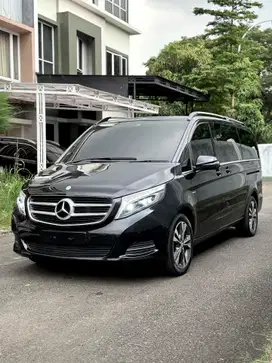 Mercedes-Benz V220 2015 Diesel