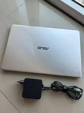 ASUS Vivobook S with Nanoedge Display