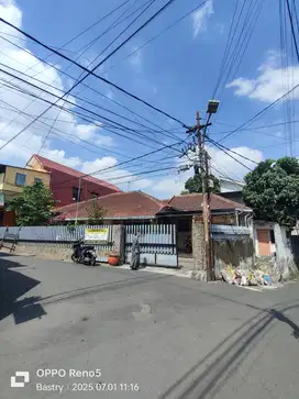 Strategis! Depan Kampus Unisma Dinoyo