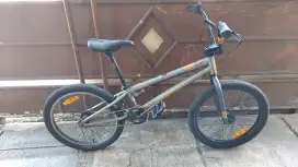 Dijual Sepeda BMX United Jumper Park Rotor Seatpost Pedal Hub Alloy