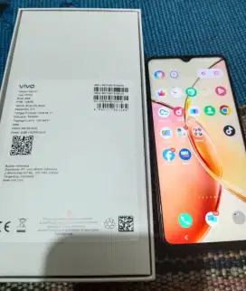 Vivo y 27s..99% mulus