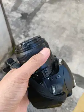 NIKON D3200 + Lensa Nikon AF-S 40mm f2.8 G