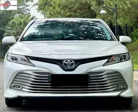 TOYOTA CAMRY V 2019 2.5 AT SUNROOF LOW KM.47RB & PAJAK PANJANG #F7ST