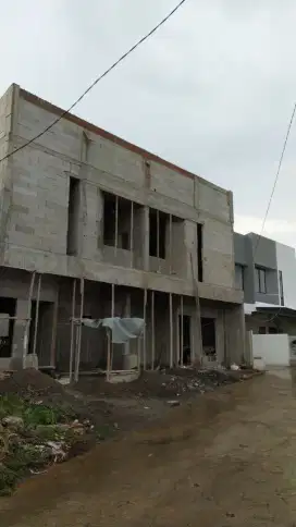 Sangat luas tanahnya, sangat keren bangunannya