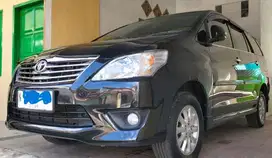 Innova V 2.0 Metik 2012
