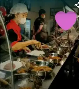 Lowongan WAITER pria utk resto di jl RIAU Bdg.umur max 25th