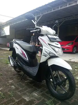 Honda Beat Pop 2015 Putih