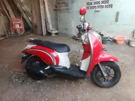 Honda Scoopy Karbu th 2013