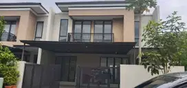 Disewakan  Rumah Cantik Baru minimalis Pondok Tjandra - Ruby