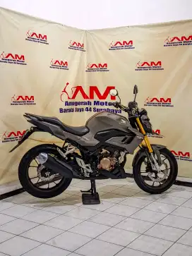Honda New CB 150 SE Tahun 2022 warna silver