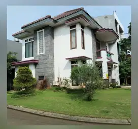 Rumah Siap Huni Posisi Hoek di Legenda Wisata Cibubur