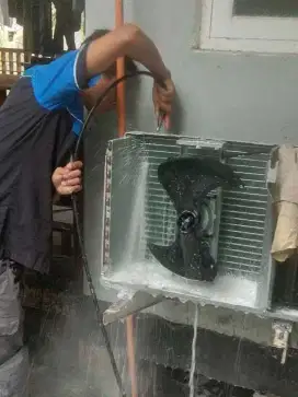 SERVICE AC, CUCI AC, BONGKAR PASANG AC, TAMBAH FREON AC, DLL