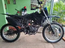 Dijual Motor Trail Mesin Yamaha Byson