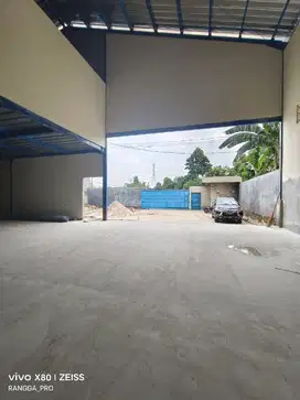 Disewakan Gudang Pangkalan 2 pinggir jalna utama