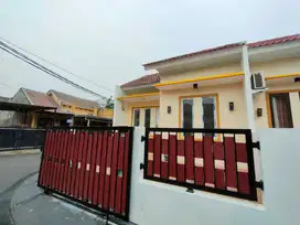 UNIT DESAIN ESTETIK & BEBAS BANJIR! DI PERUMAHAN DUKUH ZAMRUD/ BEKASI