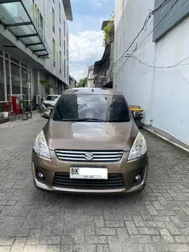 SUZUKI ERTIGA GL M/T 2013