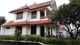 Rumah Bagus 2 Tingkat di Bandung. Nyaman Dan Asri.