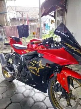 SUZUKI GSX R 150 TAHUN 2017 KEYLESS