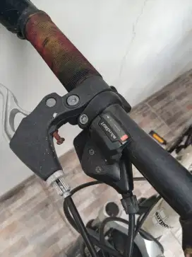 Sepada mountain bike ukuran dewasa..ada 2 unit harga 900rb/ unit