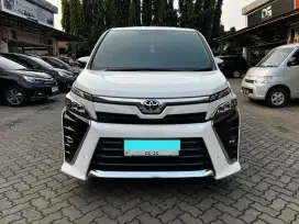 TERMURAH CASH VOXY AT 2018 WHITE EDITION RARE !!