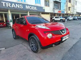 NISSAN JUKE RX AT AUTOMATIC 2011 MERAH