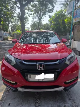 Honda HRV agustus 2018 Merah full STEG audio system KHUSUS PEMAKAI!