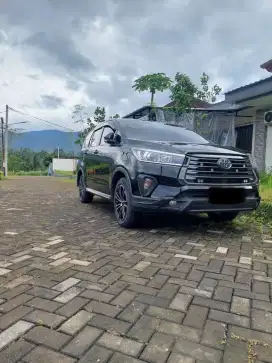 Toyota innova reborn diesel 2021