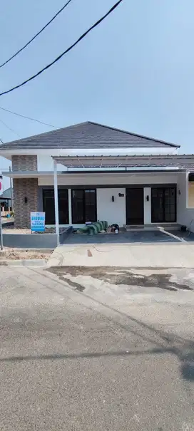 Rumah Deltamas Cluster Roseville Luas 138 Rp 1,35 M 3 Kt 2 Km Hoek SHM