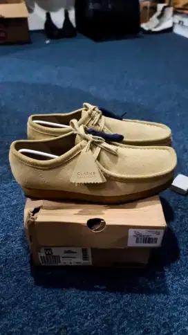 Clarks Wallabee Suede